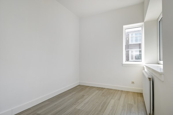 Medium property photo - Elise van Calcarstraat 9, 2522 MA Den Haag